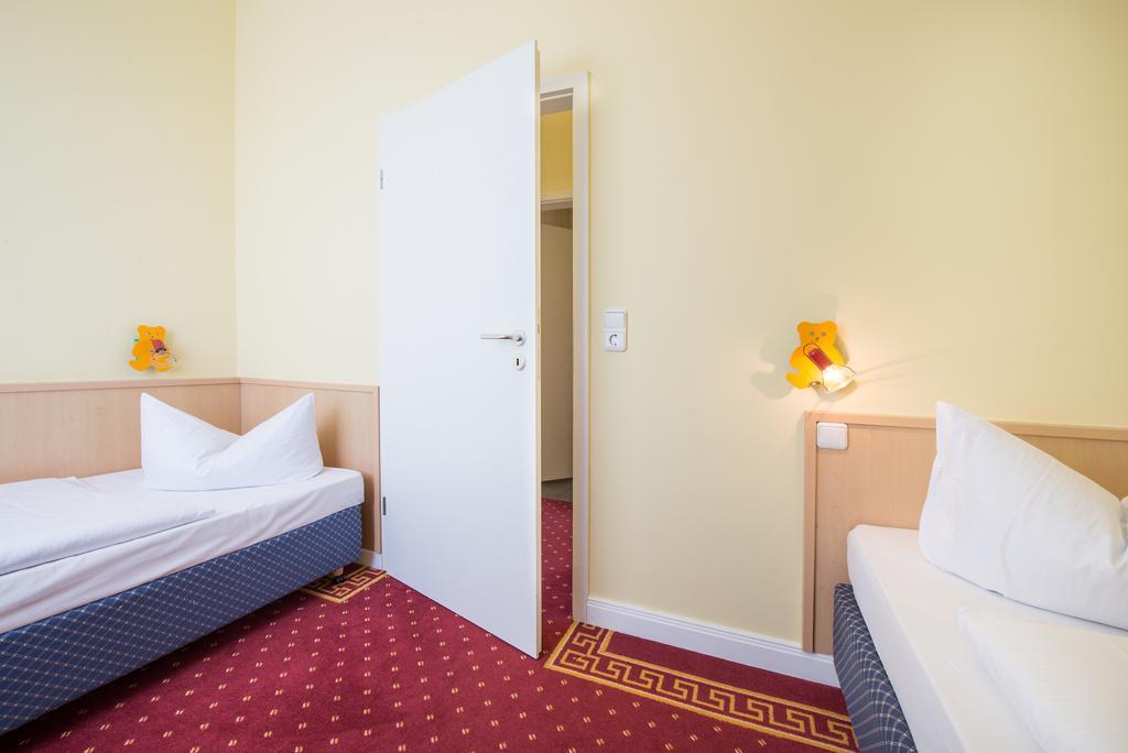 Aparthotel Villa am Konzertgarten Ostseebad Kühlungsborn Esterno foto