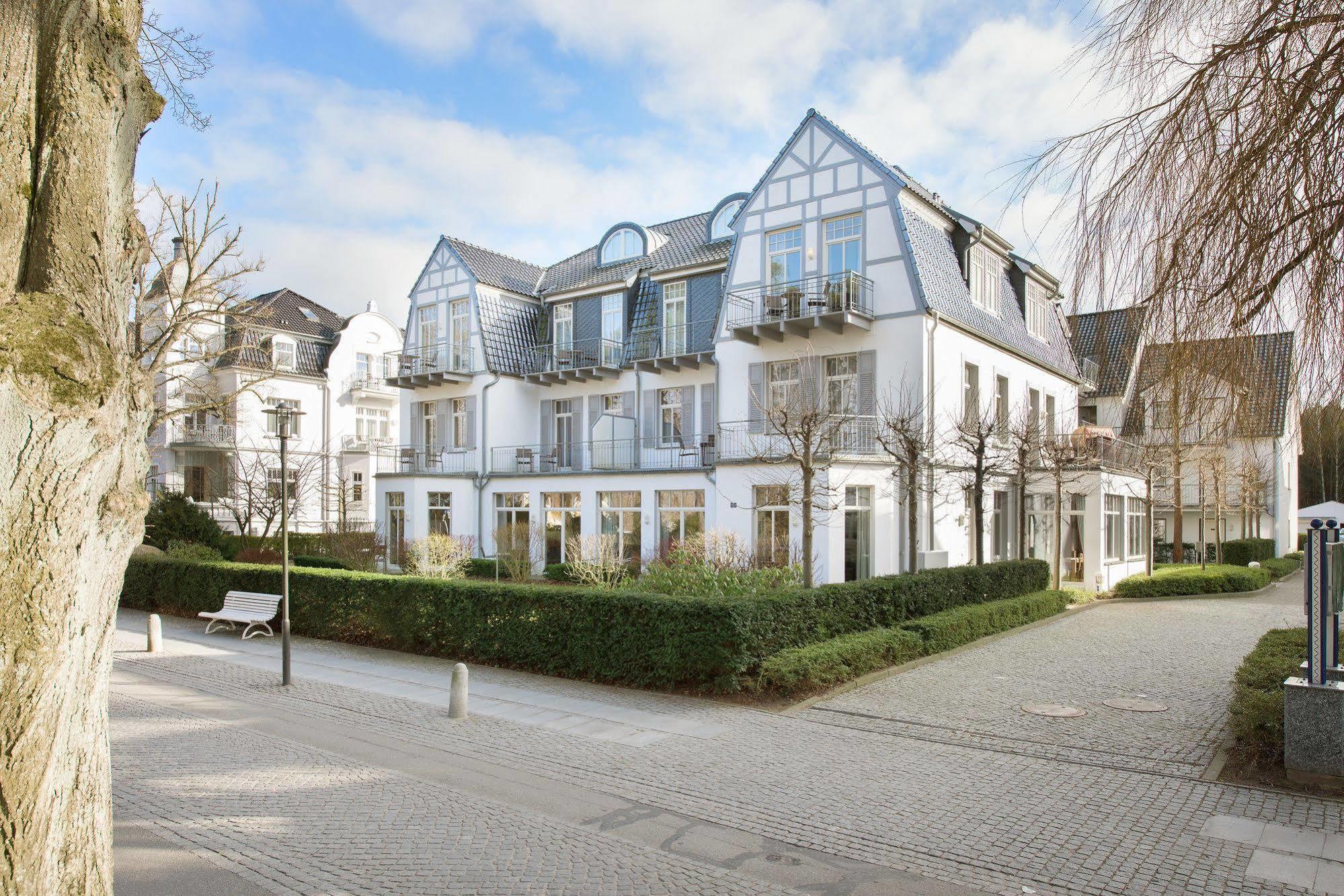 Aparthotel Villa am Konzertgarten Ostseebad Kühlungsborn Esterno foto
